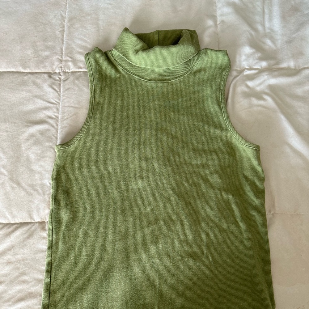 Turtle neck tank
